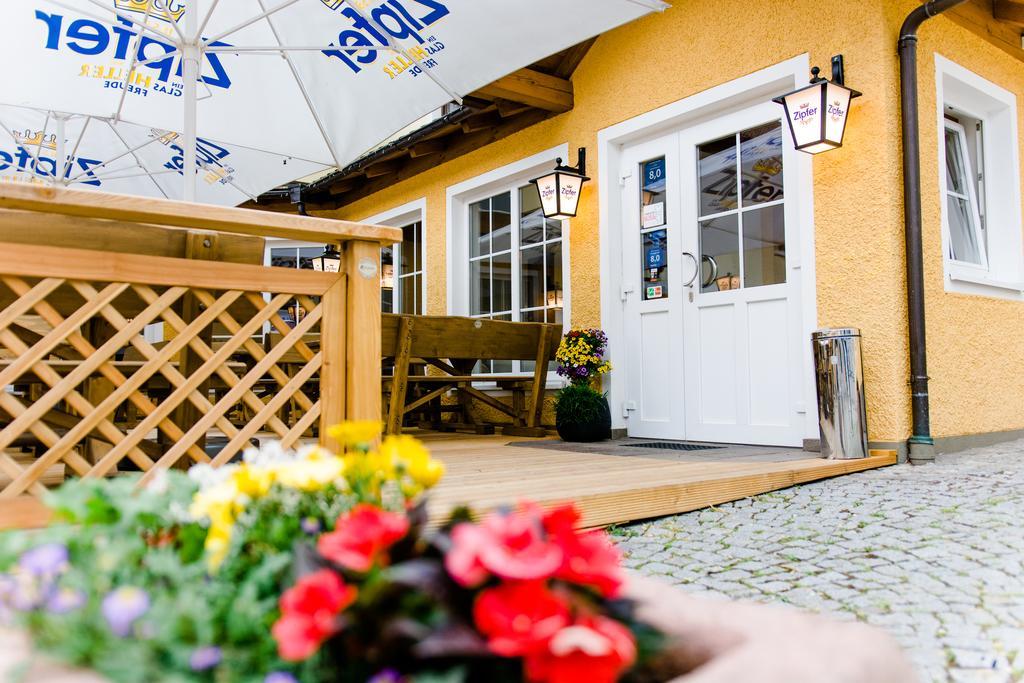 Fruehstueckspension Scharinger Hof Gilgenberg am Weilhart Esterno foto